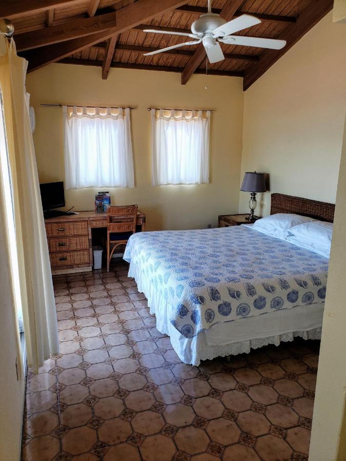 Galleon House Hotel Шарлотта-Амалия Экстерьер фото