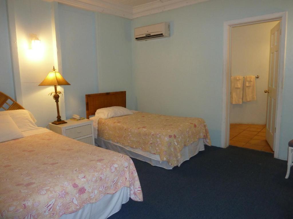 Galleon House Hotel Шарлотта-Амалия Номер фото